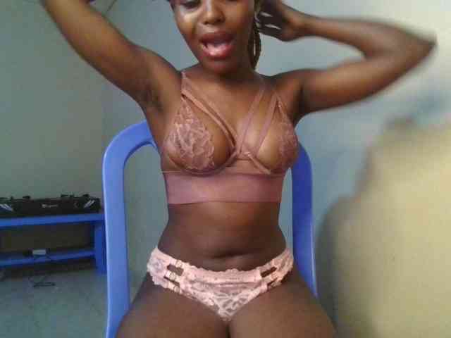 Brianasexy4u webcam
