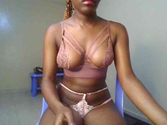 Brianasexy4u webcam