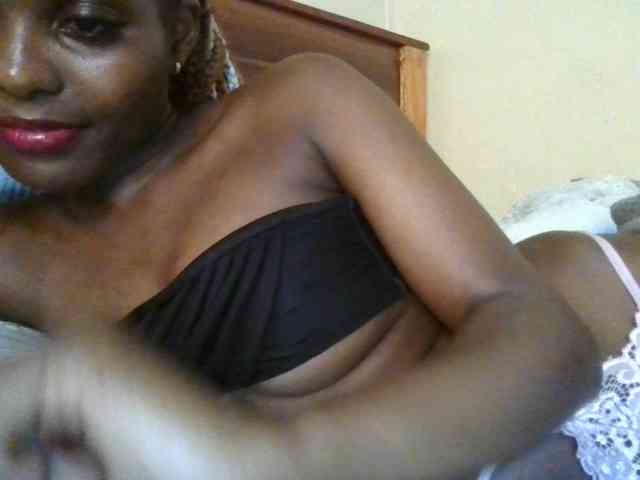 Brianasexy4u webcam
