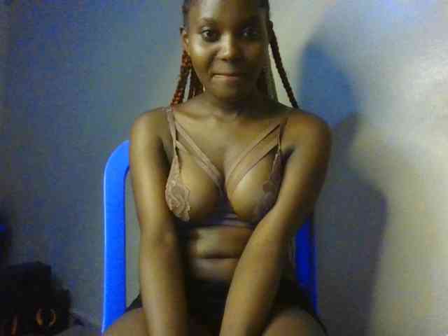 Brianasexy4u webcam
