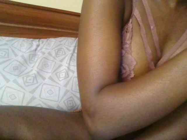 Brianasexy4u webcam