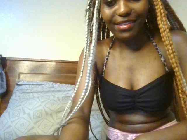 Brianasexy4u webcam