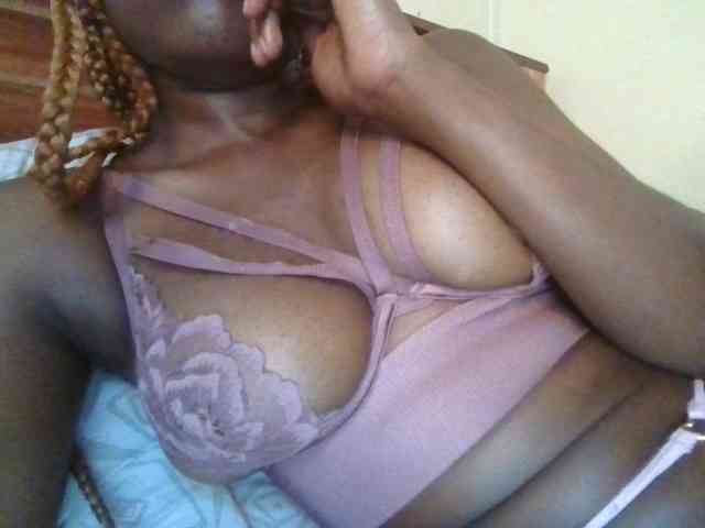 Brianasexy4u webcam