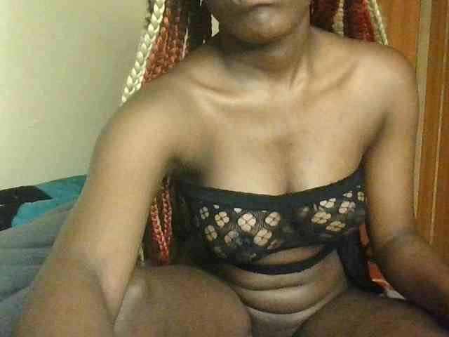 Brianasexy4u webcam