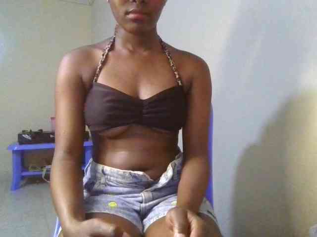 Brianasexy4u webcam