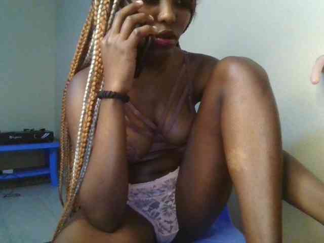 Brianasexy4u webcam