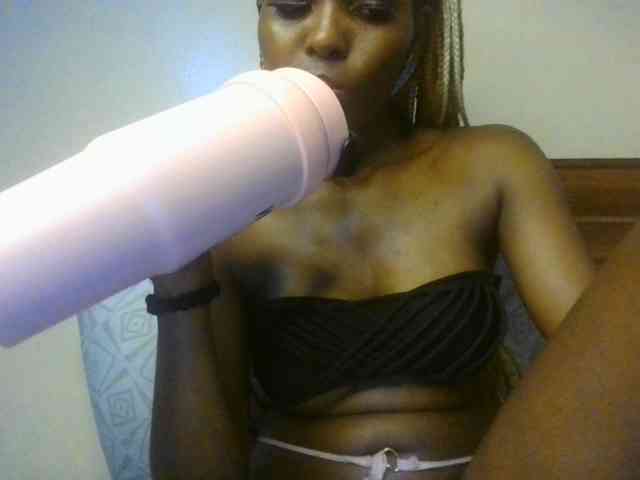 Brianasexy4u webcam