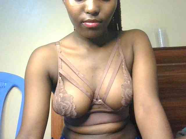 Brianasexy4u webcam