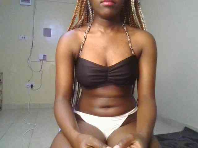 Brianasexy4u webcam