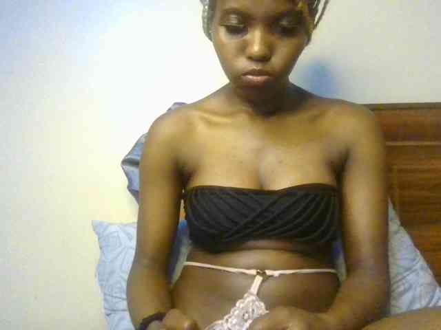 Brianasexy4u webcam