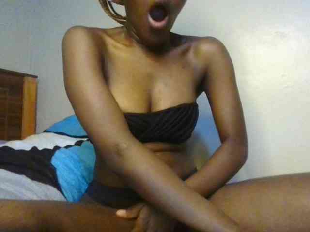 Brianasexy4u webcam