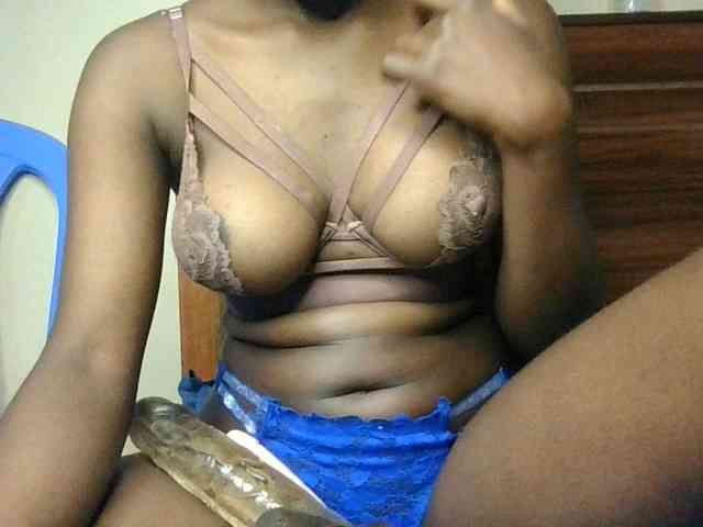 Brianasexy4u webcam