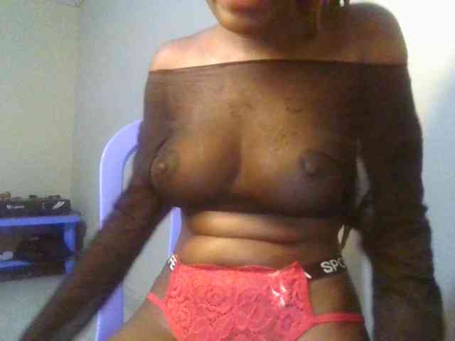 Brianasexy4u webcam