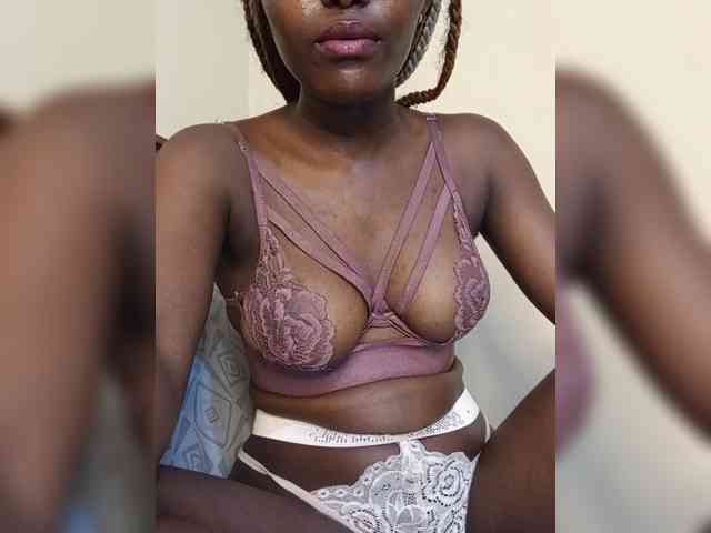 Brianasexy4u webcam
