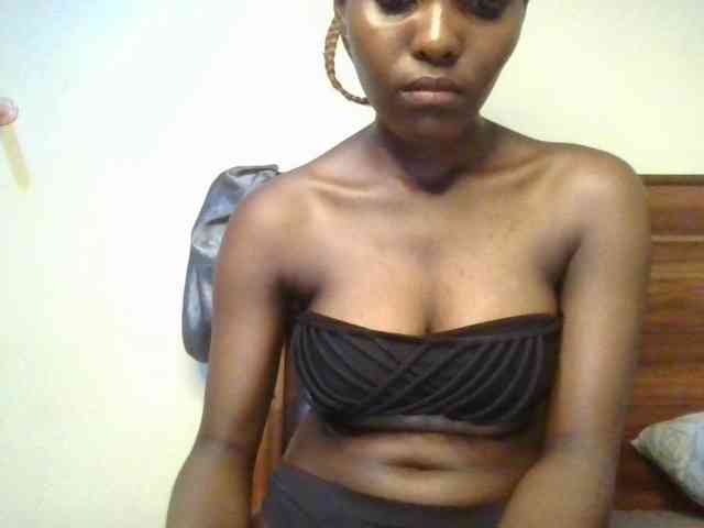 Brianasexy4u webcam