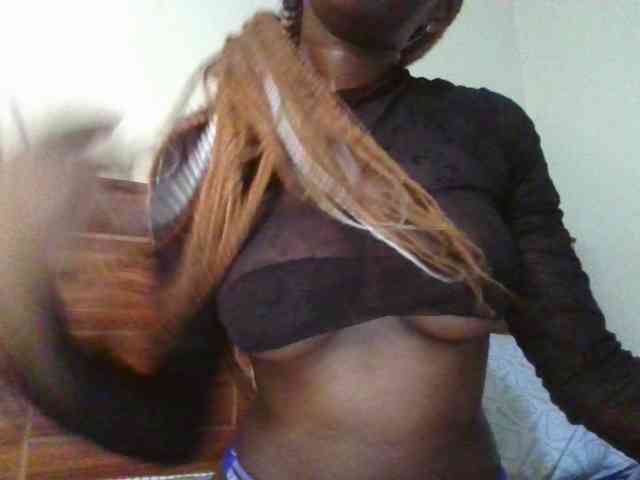 Brianasexy4u webcam