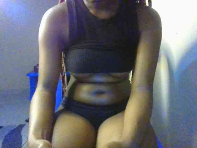Brianasexy4u webcam