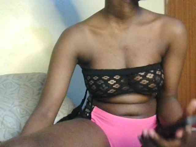 Brianasexy4u webcam