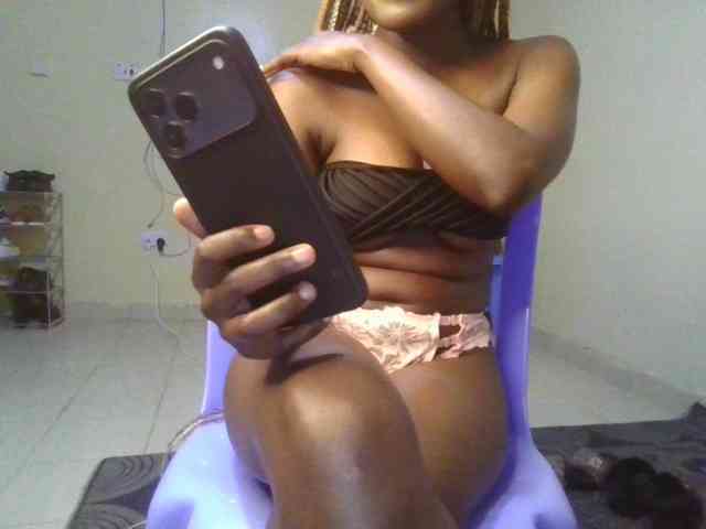 Brianasexy4u webcam