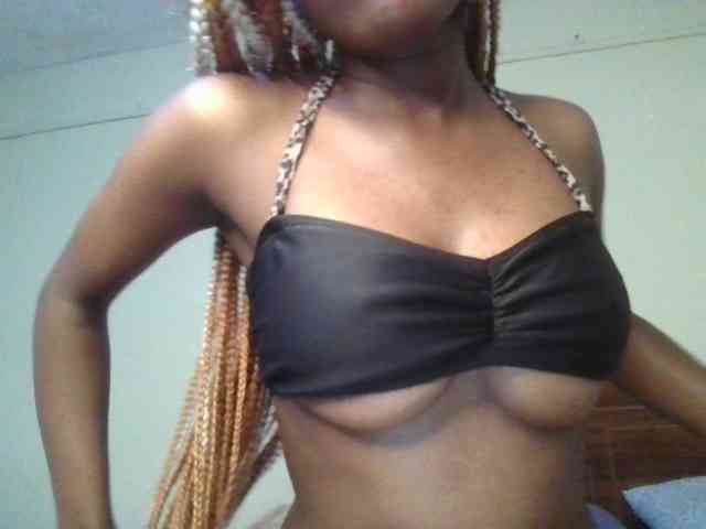 Model: Brianasexy4u