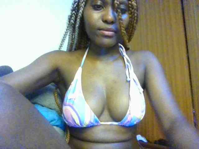 Brianasexy4u webcam