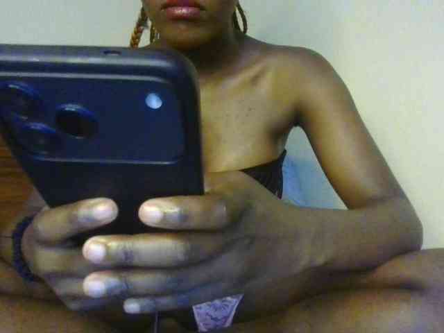 Brianasexy4u webcam