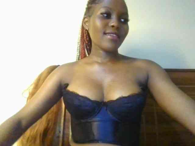Brianasexy4u webcam