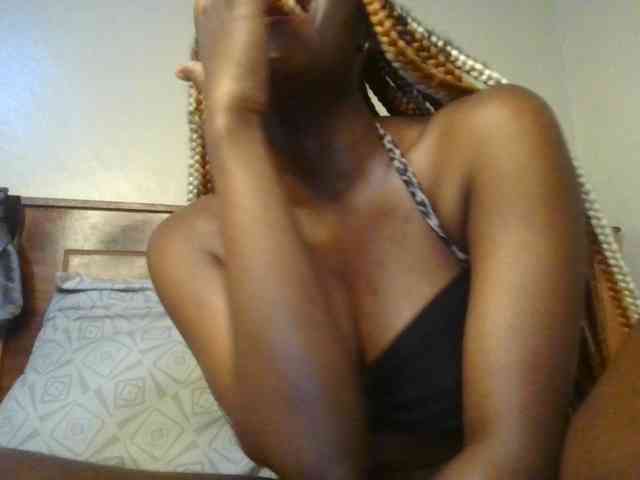 Brianasexy4u webcam