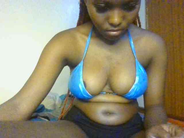 Brianasexy4u webcam
