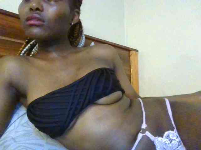 Brianasexy4u webcam
