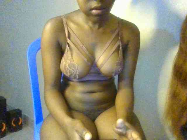 Brianasexy4u webcam