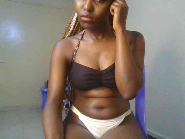 Brianasexy4u webcam