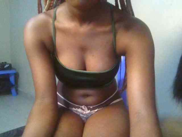 Brianasexy4u webcam