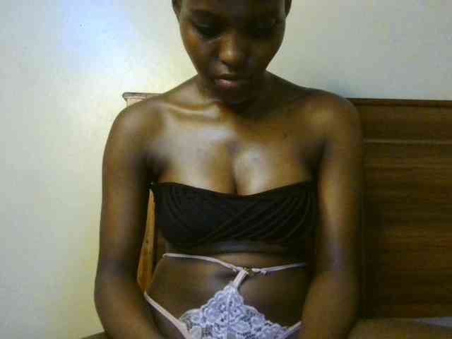 Brianasexy4u webcam