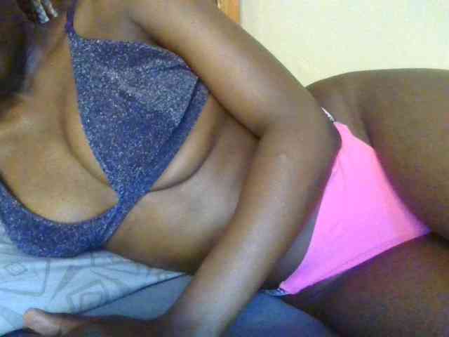 Brianasexy4u webcam