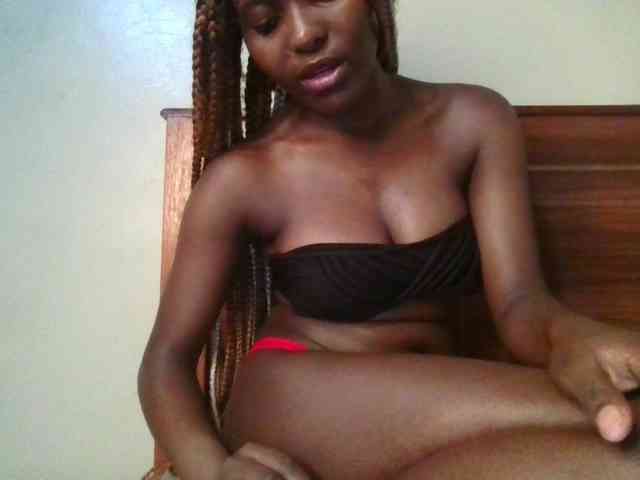 Brianasexy4u webcam