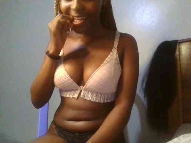 Brianasexy4u webcam