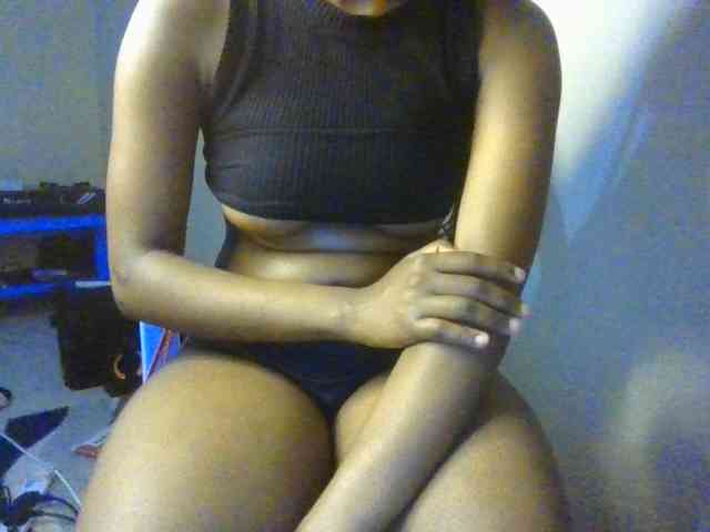 Brianasexy4u webcam