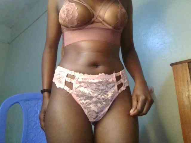 Brianasexy4u webcam