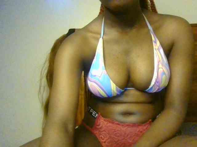 Brianasexy4u webcam