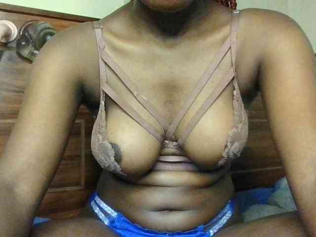 Brianasexy4u webcam
