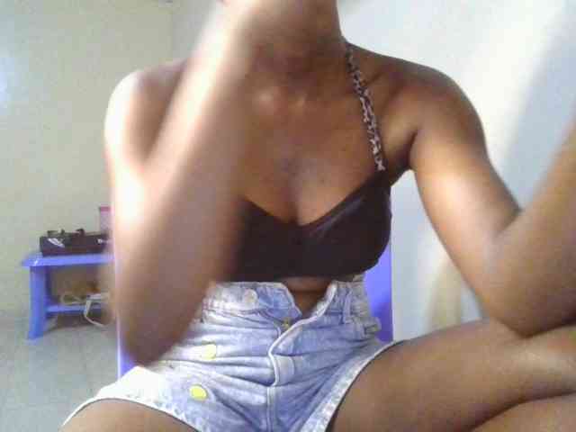 Brianasexy4u webcam