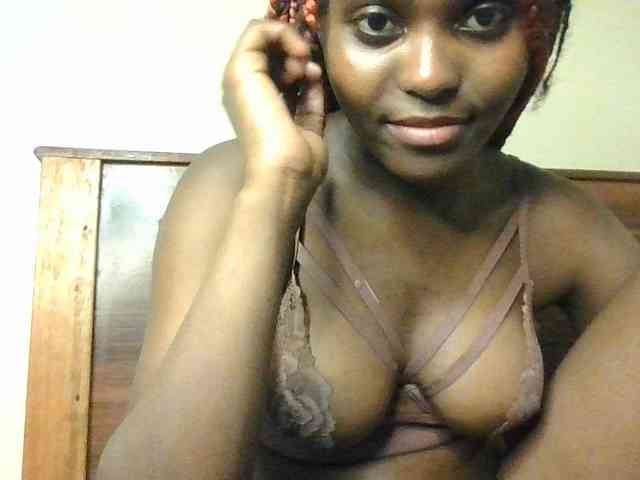 Brianasexy4u webcam