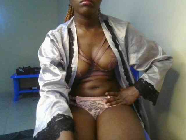 Brianasexy4u webcam