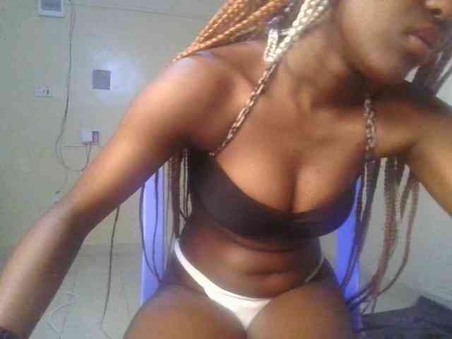 Brianasexy4u webcam