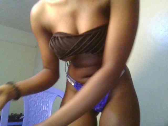 Brianasexy4u webcam