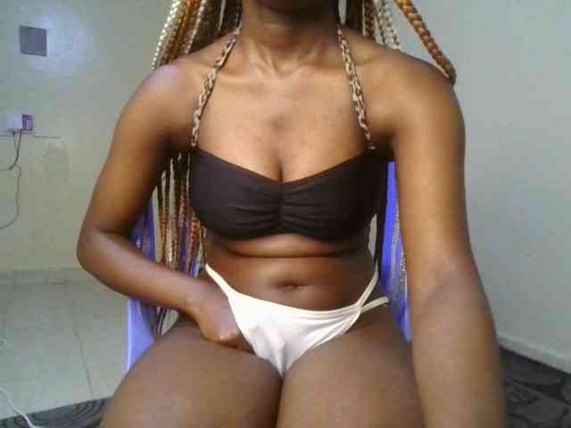 Brianasexy4u webcam