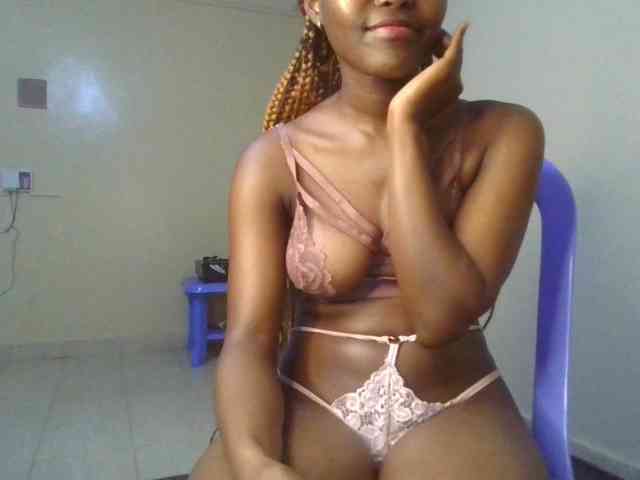 Brianasexy4u webcam