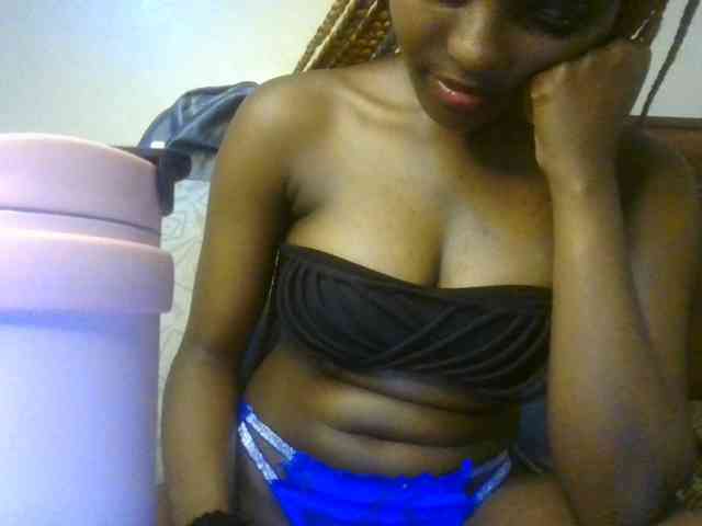 Brianasexy4u webcam