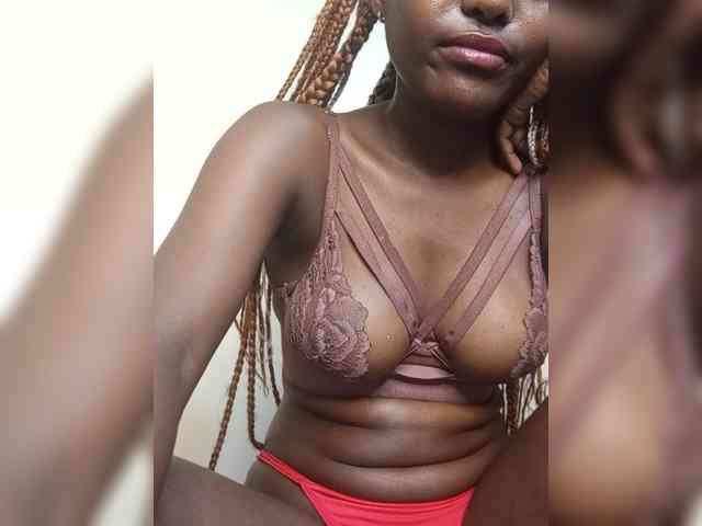 Brianasexy4u webcam